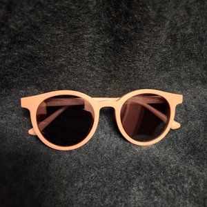 Gentle Monster Noir Cat Peach/Pink Sunglasses